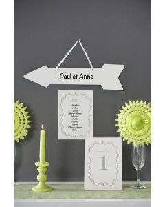  2 Eventails en papier dentelle vert anis 20 cm